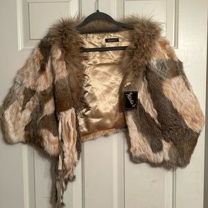 Mitchie’s Fur Cape